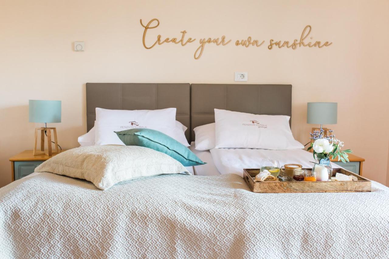 Hotel Penzion Kobala Толмин Экстерьер фото