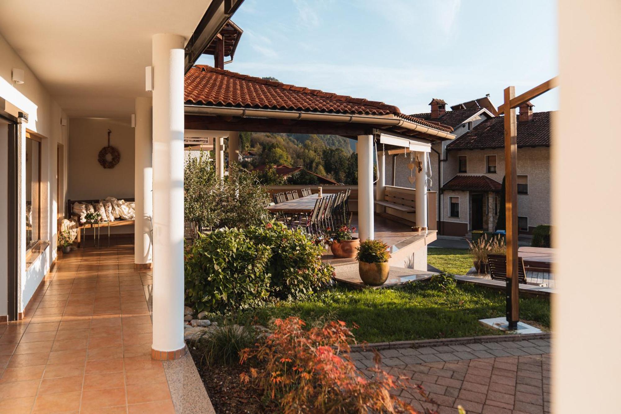 Hotel Penzion Kobala Толмин Экстерьер фото