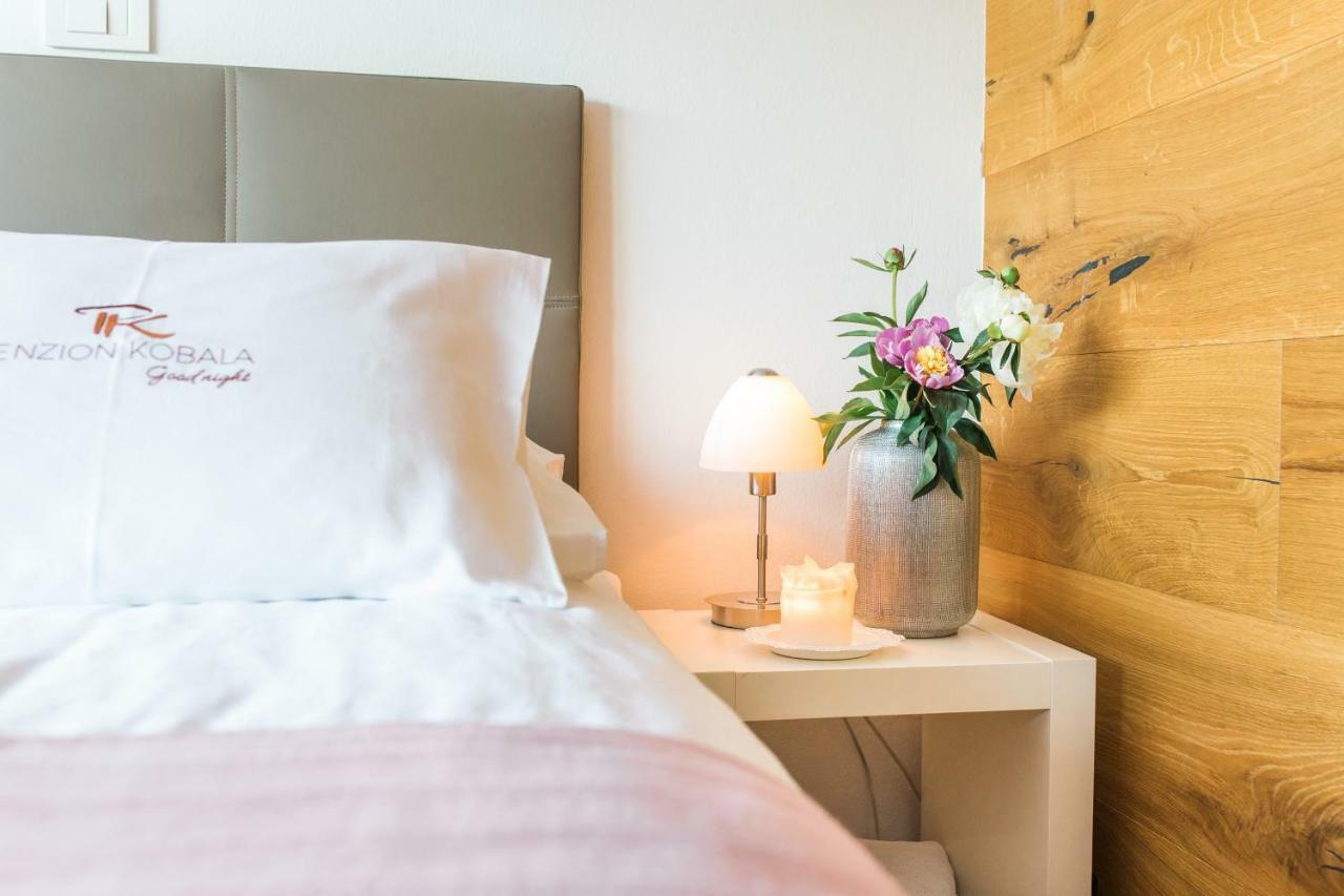 Hotel Penzion Kobala Толмин Экстерьер фото